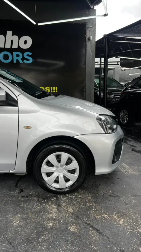 TOYOTA Etios Hatch 1.3 16V 4P FLEX X, Foto 4