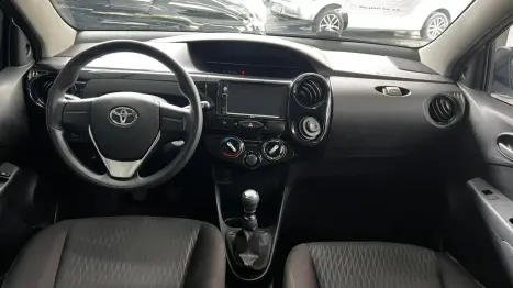 TOYOTA Etios Hatch 1.3 16V 4P FLEX X, Foto 11