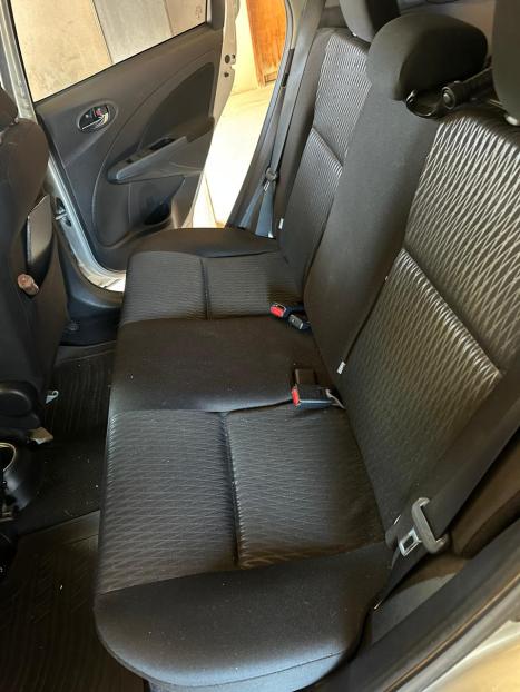 TOYOTA Etios Hatch 1.5 16V 4P FLEX XS AUTOM�TICO, Foto 13