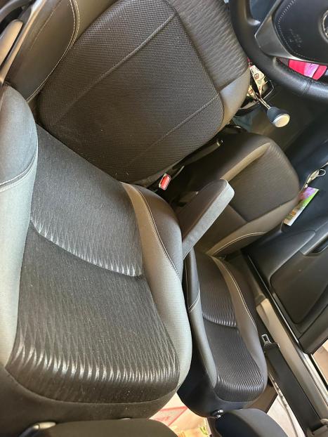 TOYOTA Etios Hatch 1.5 16V 4P FLEX XS AUTOM�TICO, Foto 14