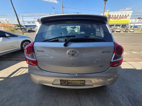 TOYOTA Etios Hatch 1.3 16V 4P FLEX X, Foto 8