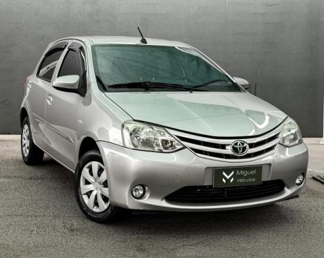 TOYOTA Etios Hatch 1.3 16V 4P FLEX X, Foto 3