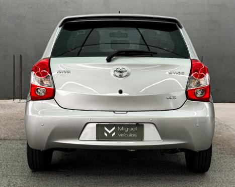 TOYOTA Etios Hatch 1.3 16V 4P FLEX X, Foto 5