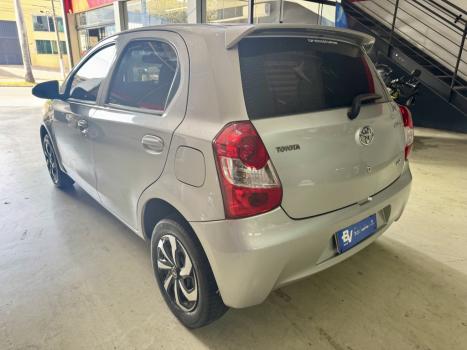 TOYOTA Etios Hatch 1.3 16V 4P FLEX X, Foto 5