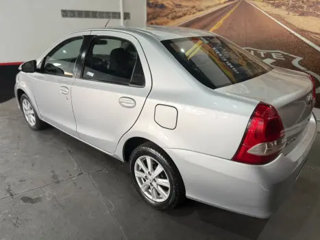 TOYOTA Etios Sedan 1.5 16V 4P FLEX X PLUS AUTOMTICO, Foto 5