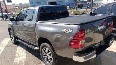 TOYOTA Hilux Caminhonete 2.8 4P SRS 4X4 DIESEL CABINE DUPLA, Foto 8