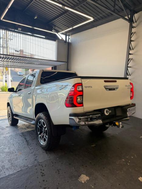 TOYOTA Hilux Caminhonete 2.8 16V SRX 4X4 TURBO DIESEL CABINE DUPLA AUTOMTICO, Foto 6