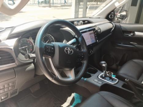 TOYOTA Hilux Caminhonete 2.8 16V SRX 4X4 TURBO DIESEL CABINE DUPLA AUTOMTICO, Foto 14