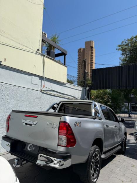 TOYOTA Hilux Caminhonete 2.8 16V SRV 4X4 DIESEL CABINE DUPLA AUTOMTICO, Foto 10