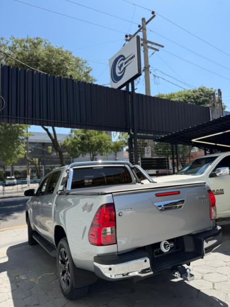TOYOTA Hilux Caminhonete 2.8 16V SRV 4X4 DIESEL CABINE DUPLA AUTOMTICO, Foto 11
