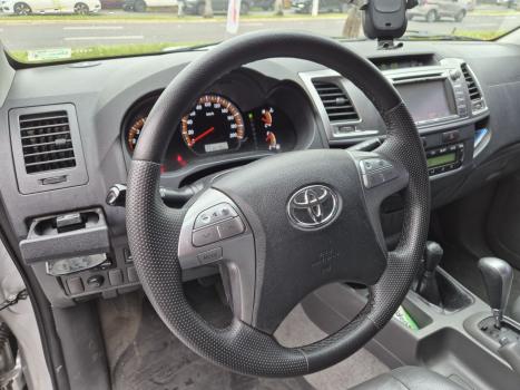 TOYOTA Hilux Caminhonete 3.0 16V 4P 4X4 SRV TURBO DIESEL CABINE DUPLA AUTOM�TICO, Foto 13