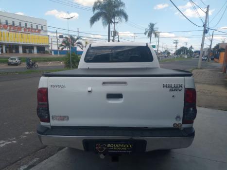 TOYOTA Hilux Caminhonete 3.0 4P 4X4 SRV TURBO DIESEL TOP CABINE DUPLA AUTOM�TICO, Foto 3