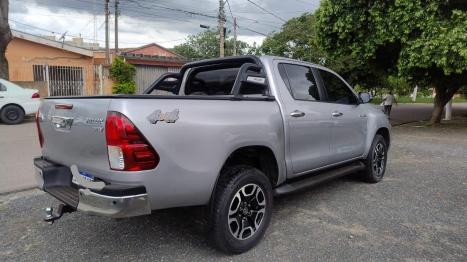TOYOTA Hilux Caminhonete 2.8 16V SRV 4X4 DIESEL CABINE DUPLA AUTOM�TICO, Foto 4