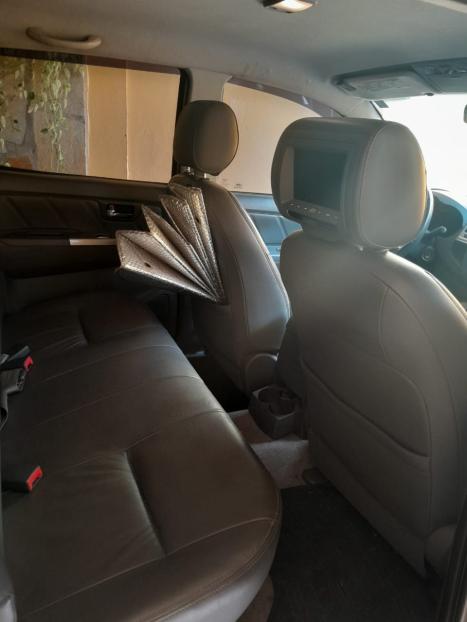 TOYOTA Hilux Caminhonete 2.7 16V 4P SRV FLEX 4X4  CABINE DUPLA AUTOM�TICO, Foto 4