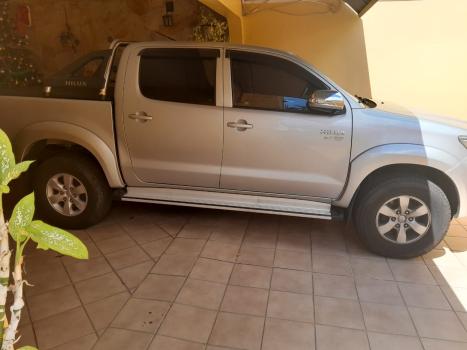 TOYOTA Hilux Caminhonete 2.7 16V 4P SRV FLEX 4X4  CABINE DUPLA AUTOM�TICO, Foto 7