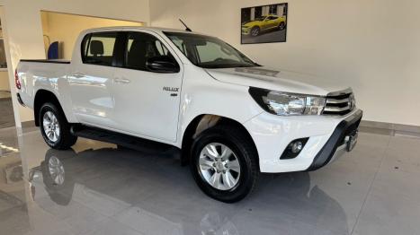 TOYOTA Hilux Caminhonete 2.7 16V 4P SR FLEX CABINE DUPLA, Foto 1