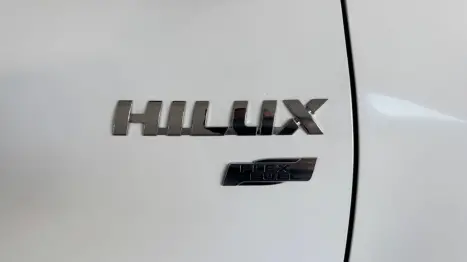 TOYOTA Hilux Caminhonete 2.7 16V 4P SR FLEX CABINE DUPLA, Foto 8