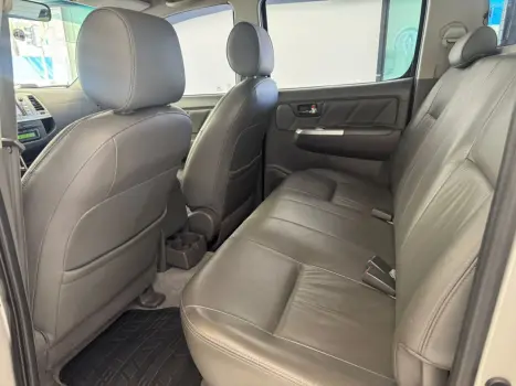 TOYOTA Hilux Caminhonete 2.7 16V 4P SRV FLEX 4X4  CABINE DUPLA AUTOM�TICO, Foto 7