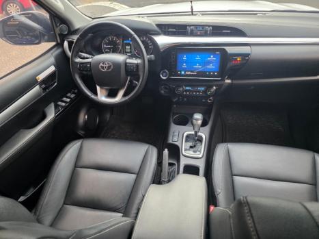 TOYOTA Hilux Caminhonete 2.8 16V SRX 4X4 DIESEL CABINE DUPLA AUTOM�TICO, Foto 7