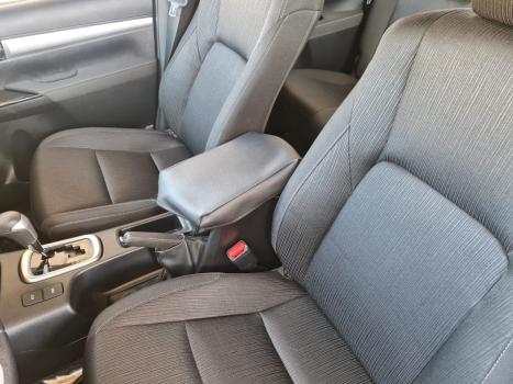 TOYOTA Hilux Caminhonete 2.8 16V 4P SR 4X4 DIESEL CABINE DUPLA AUTOM�TICO, Foto 5