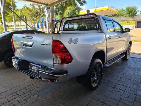 TOYOTA Hilux Caminhonete 2.8 16V 4P SR 4X4 DIESEL CABINE DUPLA AUTOM�TICO, Foto 13