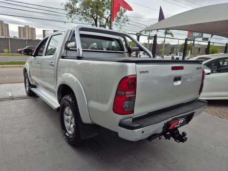 TOYOTA Hilux Caminhonete 3.0 16V 4P SRV TURBO DIESEL CABINE DUPLA, Foto 3
