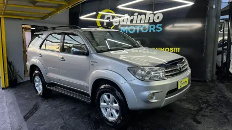 TOYOTA Hilux SW4 2.7 16V 4P SR AUTOM�TICO, Foto 1