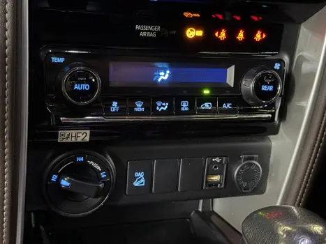 TOYOTA Hilux SW4 2.8 16V 4P SRX 4X4 7 LUGARES TURBO DIESEL AUTOM�TICO, Foto 11