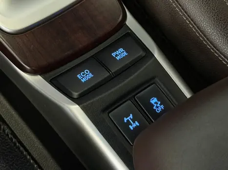 TOYOTA Hilux SW4 2.8 16V 4P SRX 4X4 7 LUGARES TURBO DIESEL AUTOM�TICO, Foto 13