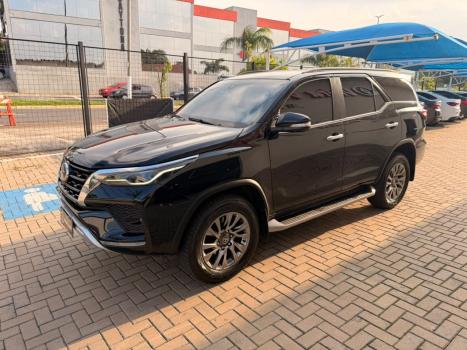 TOYOTA Hilux SW4 2.8 16V 4P SRX 4X4 7 LUGARES TURBO DIESEL AUTOMÁTICO, Foto 4