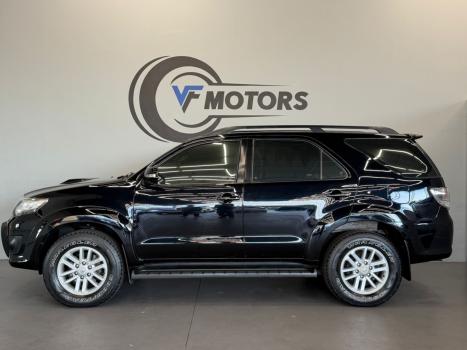 TOYOTA Hilux SW4 3.0 16V 4P SRV 4X4 7 LUGARES TURBO DIESEL AUTOM�TICO, Foto 7