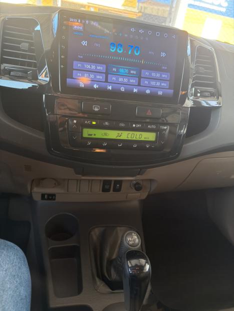 TOYOTA Hilux SW4 3.0 16V 4P SRV 4X4 7 LUGARES TURBO DIESEL AUTOM�TICO, Foto 7