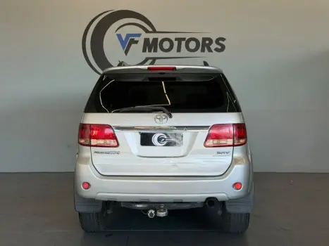 TOYOTA Hilux SW4 , Foto 17