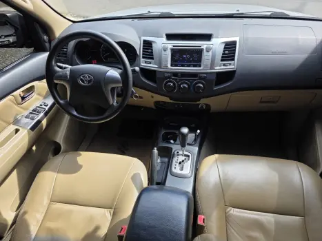 TOYOTA Hilux SW4 , Foto 7