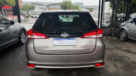 TOYOTA Yaris Hatch 1.5 16V 4P FLEX XL PLUS CONNECT MULTIDRIVE AUTOMTICO CVT, Foto 6