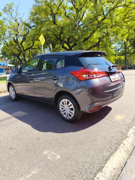 TOYOTA Yaris Hatch 1.5 16V 4P FLEX XL MULTIDRIVE AUTOMTICO CVT, Foto 4