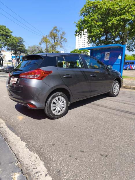 TOYOTA Yaris Hatch 1.5 16V 4P FLEX XL MULTIDRIVE AUTOMTICO CVT, Foto 5