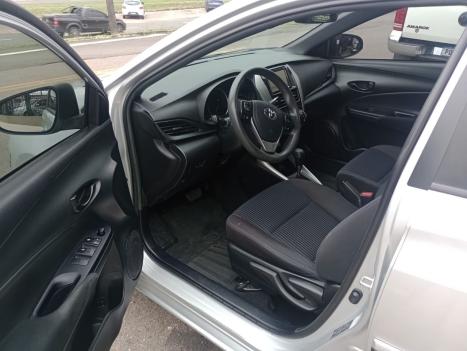 TOYOTA Yaris Hatch 1.3 16V 4P FLEX XL MULTIDRIVE AUTOM�TICO CVT, Foto 9