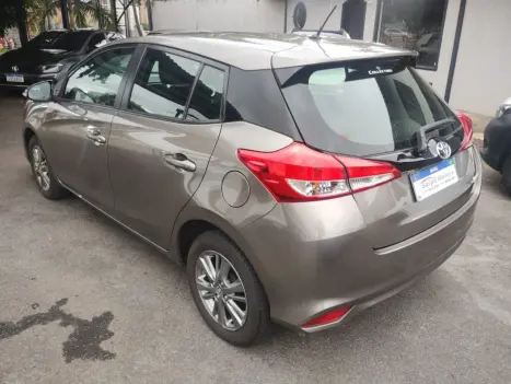 TOYOTA Yaris Hatch 1.5 16V 4P FLEX XL PLUS CONNECT MULTIDRIVE AUTOM�TICO CVT, Foto 6