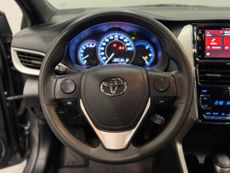 TOYOTA Yaris Hatch 1.5 16V 4P FLEX XL PLUS CONNECT MULTIDRIVE AUTOM�TICO CVT, Foto 8