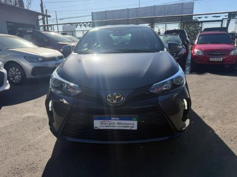 TOYOTA Yaris Hatch 1.5 16V 4P FLEX XS CONNECT MULTIDRIVE AUTOM�TICO CVT, Foto 2
