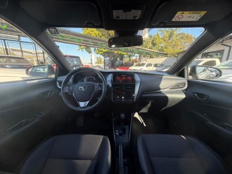 TOYOTA Yaris Hatch 1.5 16V 4P FLEX XS CONNECT MULTIDRIVE AUTOM�TICO CVT, Foto 9