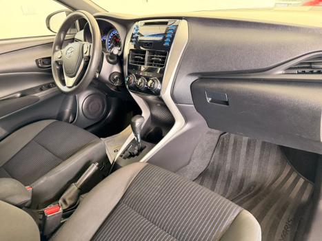 TOYOTA Yaris Hatch 1.3 16V 4P FLEX XL MULTIDRIVE AUTOM�TICO CVT, Foto 7