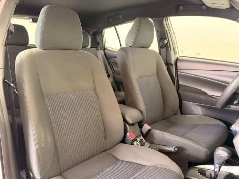 TOYOTA Yaris Hatch 1.3 16V 4P FLEX XL MULTIDRIVE AUTOM�TICO CVT, Foto 8