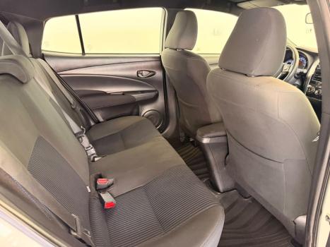 TOYOTA Yaris Hatch 1.3 16V 4P FLEX XL MULTIDRIVE AUTOM�TICO CVT, Foto 9