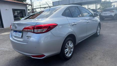 TOYOTA Yaris Sedan 1.5 16V 4P FLEX XL MULTIDRIVE AUTOM�TICO CVT, Foto 8