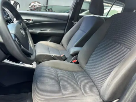TOYOTA Yaris Sedan 1.5 16V 4P FLEX PLUS MULTIDRIVE AUTOM�TICO CVT, Foto 11