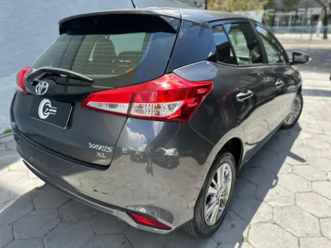 TOYOTA Yaris Sedan 1.5 16V 4P FLEX PLUS MULTIDRIVE AUTOM�TICO CVT, Foto 16