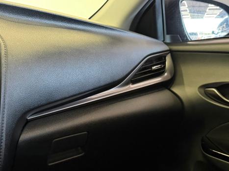 TOYOTA Yaris Sedan 1.5 16V 4P FLEX PLUS MULTIDRIVE AUTOM�TICO CVT, Foto 17