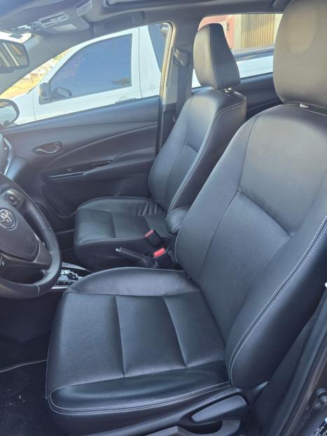 TOYOTA Yaris Sedan 1.5 16V 4P FLEX XLS MULTIDRIVE AUTOM�TICO CVT, Foto 12